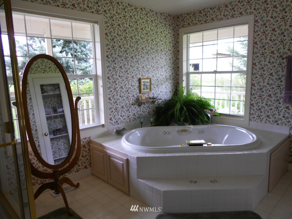 357 Sandy Bend Road Castle Rock, WA 98611 - Photo 9 of 15 Gallery Image 9