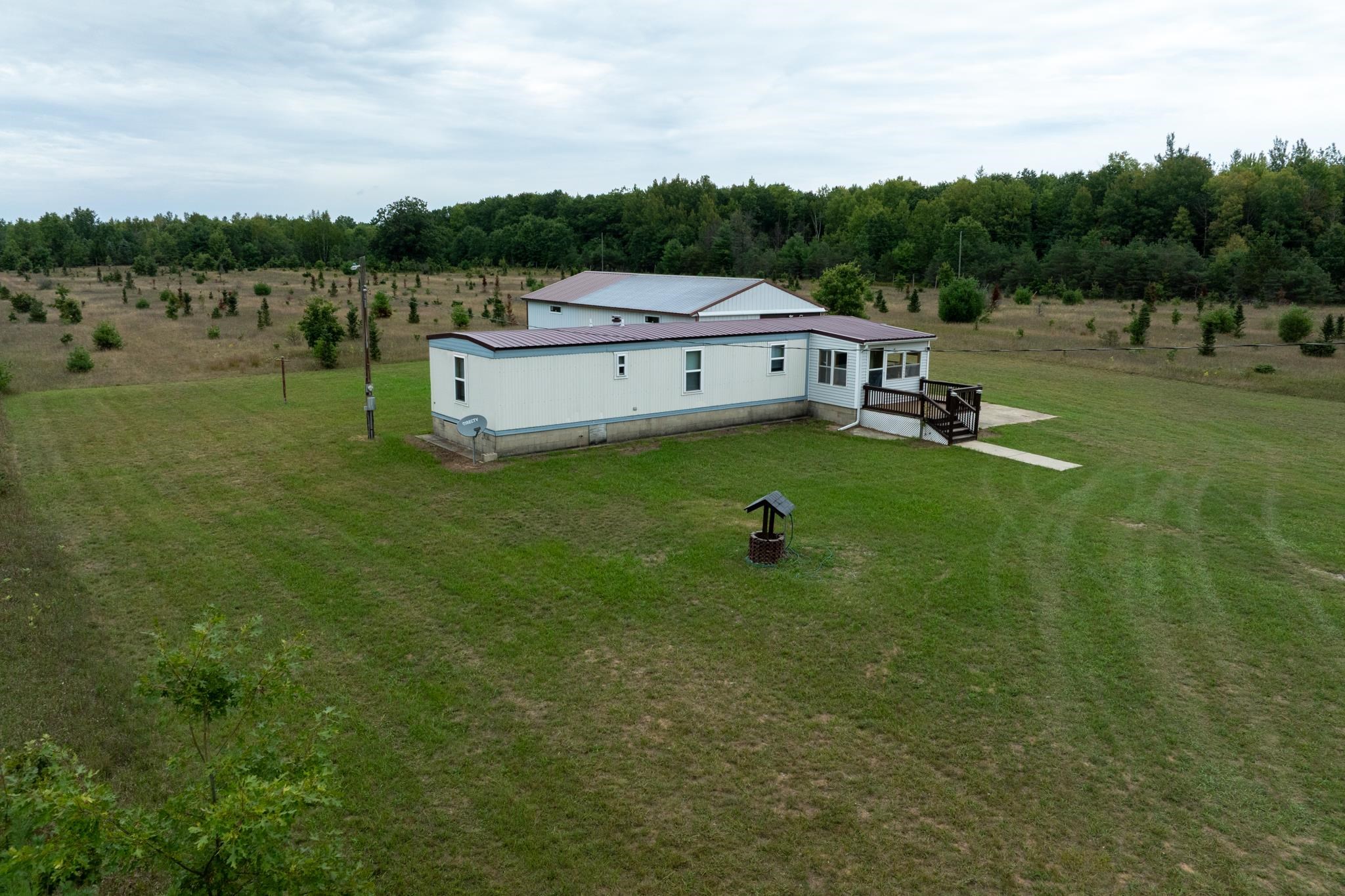 10130 Rock Road Lake, MI 48632 - Photo 7 of 44 1950573-cb9cb1c5-a1a7-4f67-a836-481ad6537741.JPG