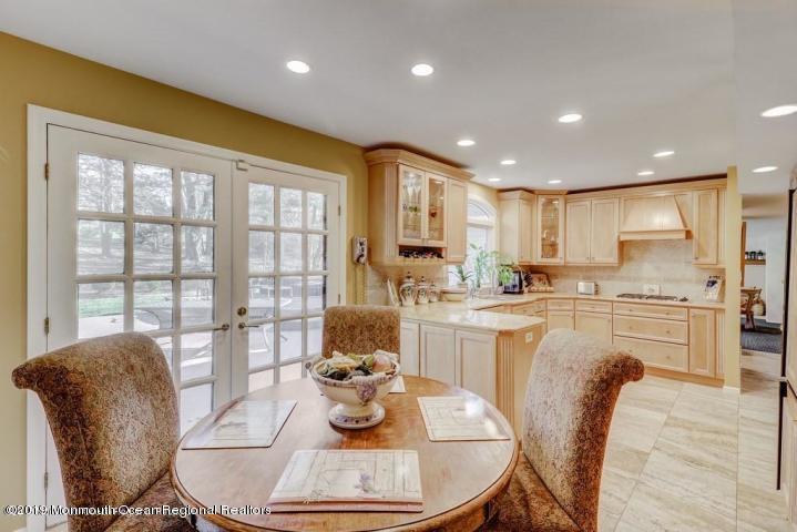 103 Church Road Morganville, NJ 07751 - Photo 6 of 23 Eat IN Kitchen