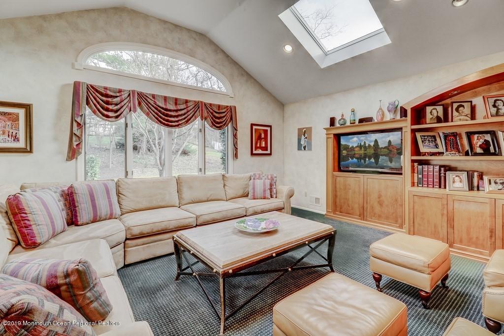 103 Church Road Morganville, NJ 07751 - Photo 8 of 23 Awesome Family room