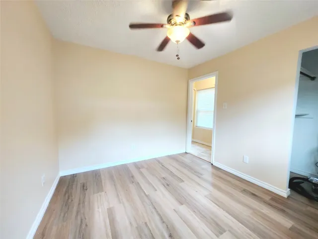 $2,100 | 322 Windward, League City, TX 77573