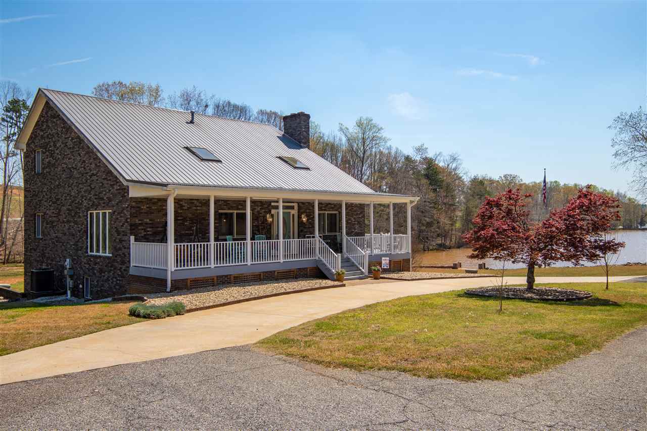 980 Foster Road Inman, SC 29349 - Photo 2 of 36
