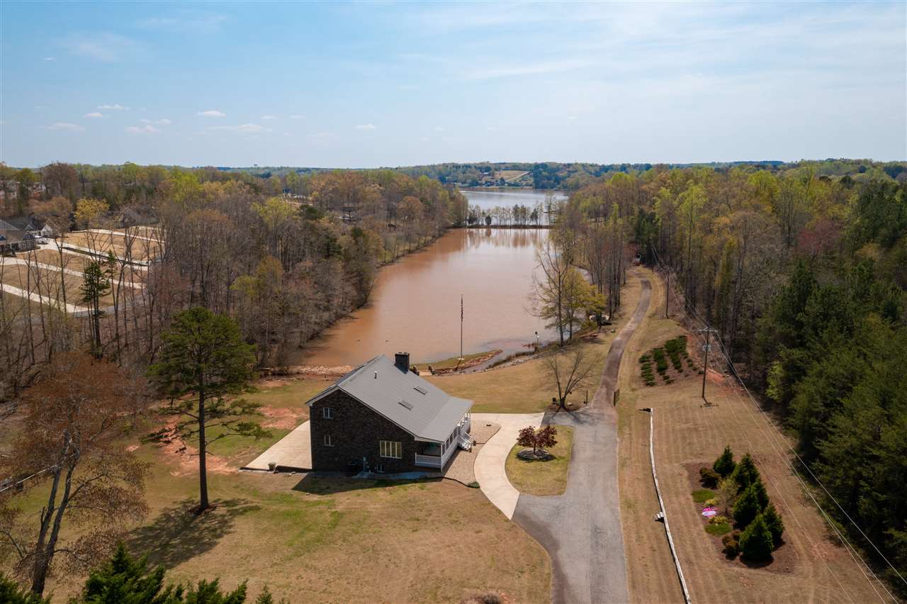 980 Foster Road Inman, SC 29349 - Photo 7 of 36