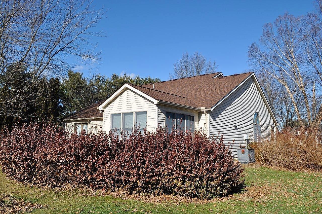 271 Holder Road Baltimore, OH 43105 - Photo 63 of 66 Back View - 271 Holder Road NW, Baltimore, OH 43105