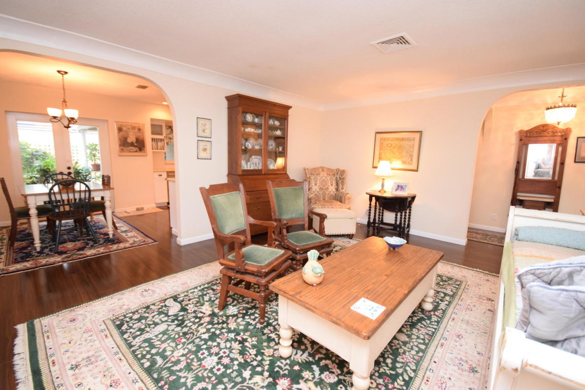 1020 Southwest 15th Street Boca Raton, FL 33486 - Photo 5 of 11 1020 6