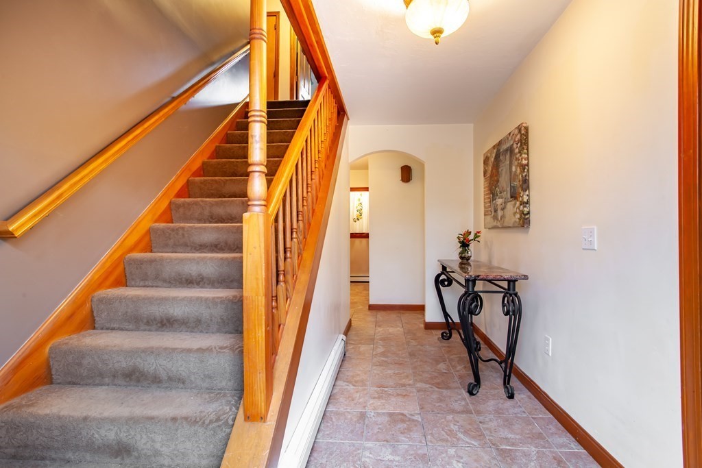 136 Allen Road Berlin, MA 01503 - Photo 14 of 39