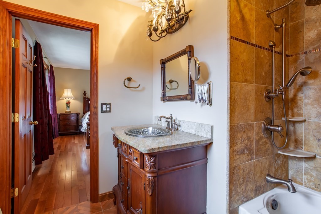 136 Allen Road Berlin, MA 01503 - Photo 18 of 39