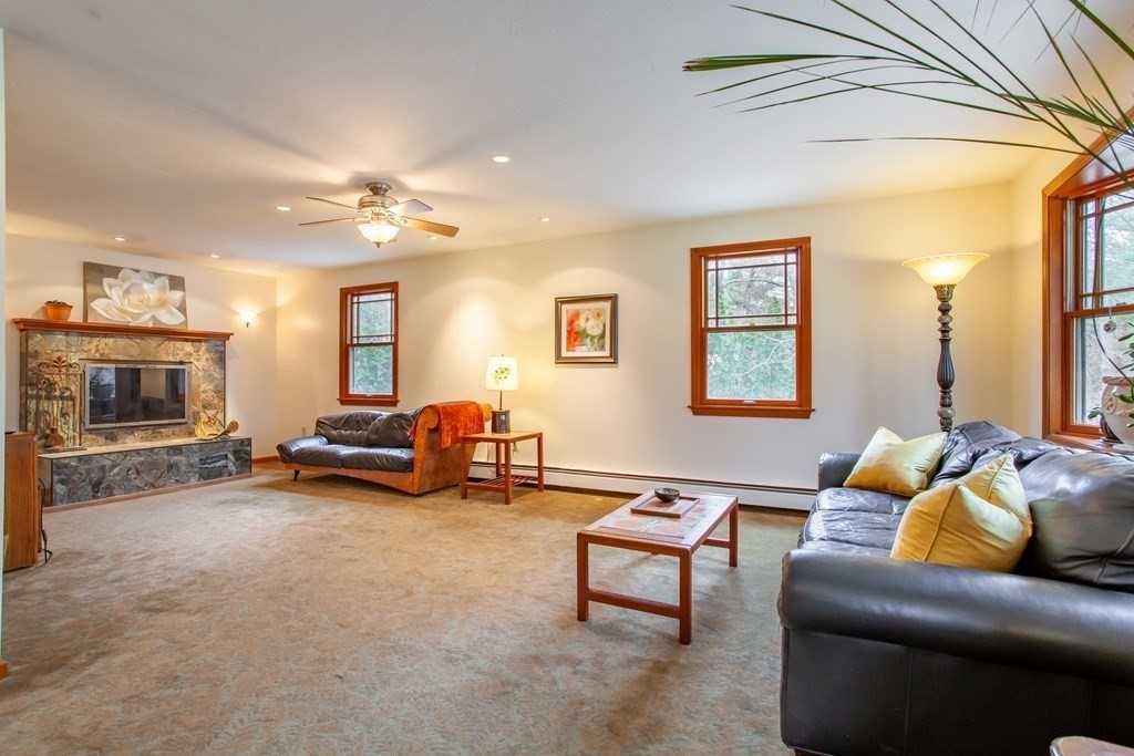 136 Allen Road Berlin, MA 01503 - Photo 3 of 39