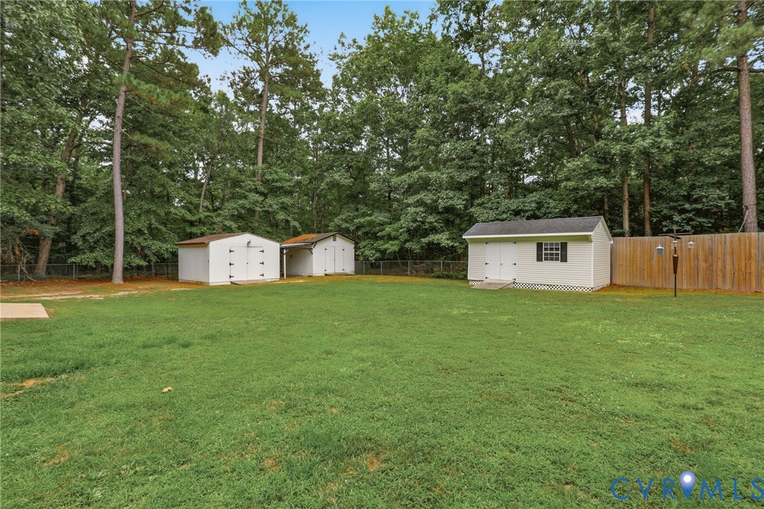 13521 Bailey Bridge Road Midlothian, VA 23112 - Photo 32 of 50 Rear Fenced Yard