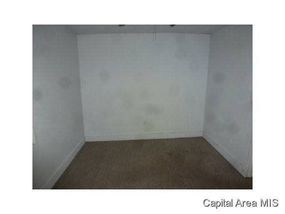 1112 East Enos Avenue Springfield, IL 62702 - Photo 2 of 16 Gallery Image 2