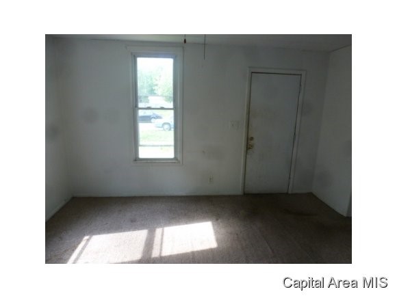 1112 East Enos Avenue Springfield, IL 62702 - Photo 3 of 16 Gallery Image 3