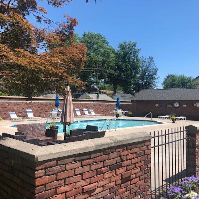 1780 Vernier Road Grosse Pointe, MI 48236 - Photo 21 of 22 Gallery Image 21