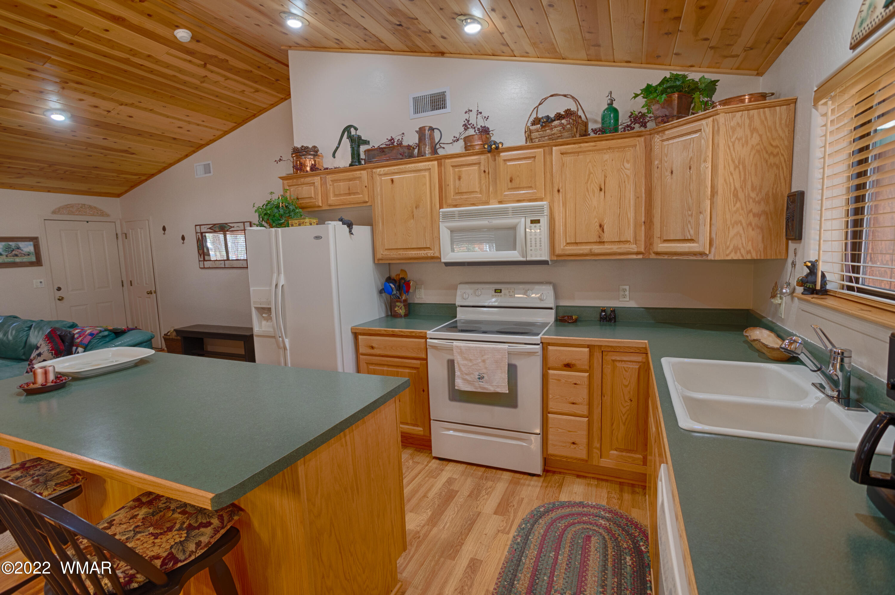 4174 Bridle Path Loop Pinetop, AZ 85935 - Photo 9 of 23 Gallery Image 9