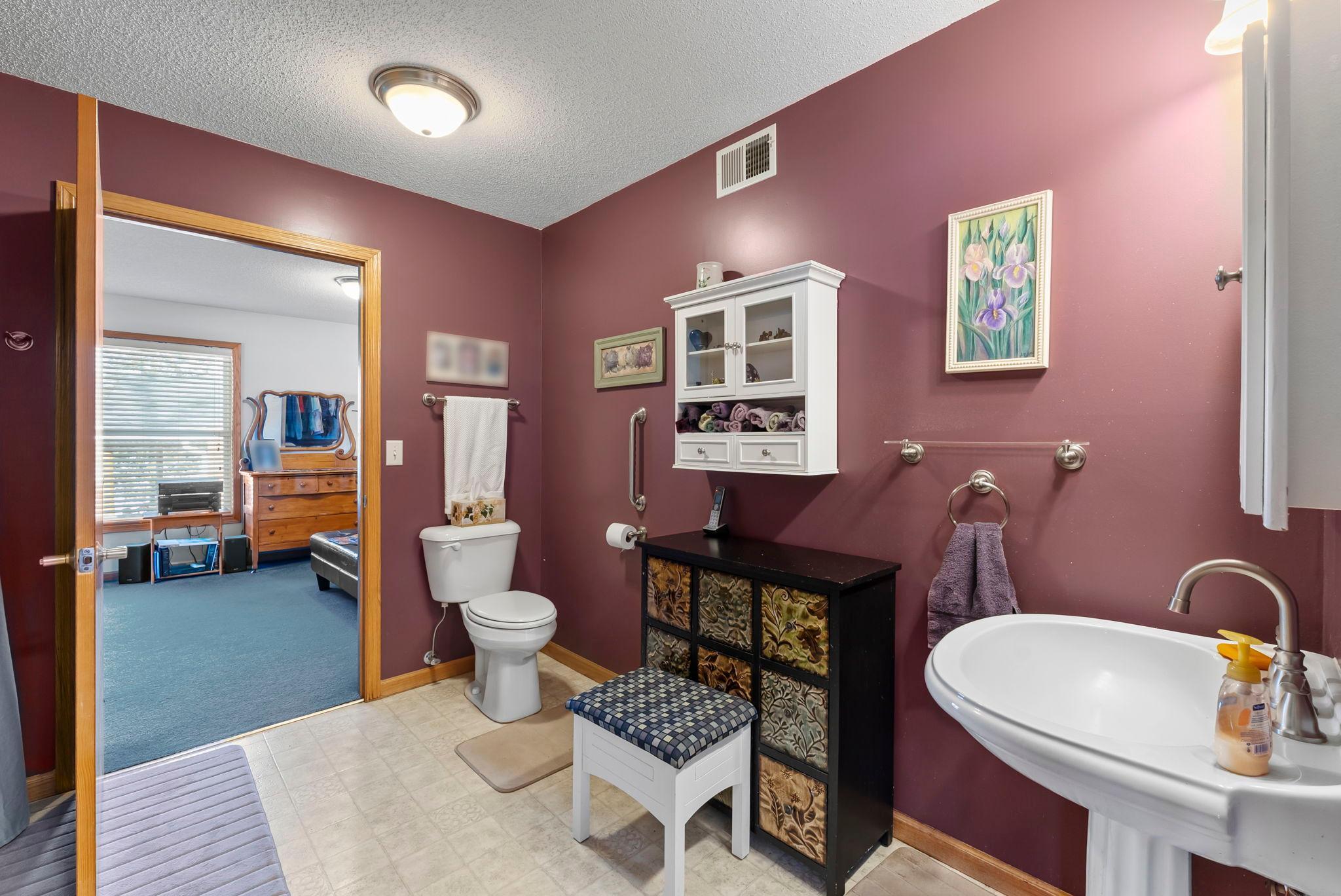 3749 Fanny Lake Road Northeast Cambridge, MN 55008 - Photo 15 of 48