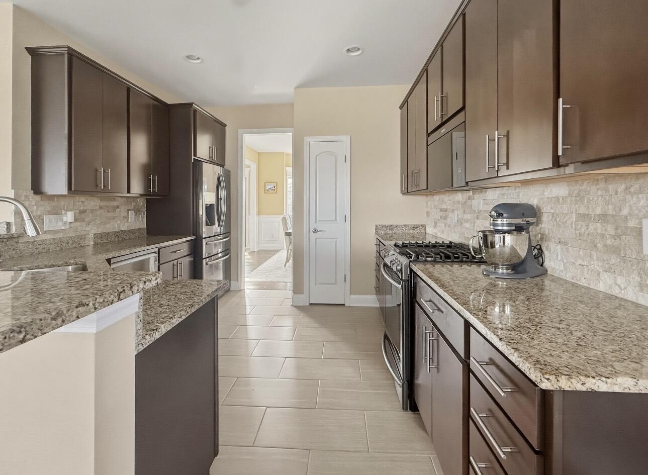 10143 California Court Crown Point, IN 46307 - Photo 14 of 39 1289x945