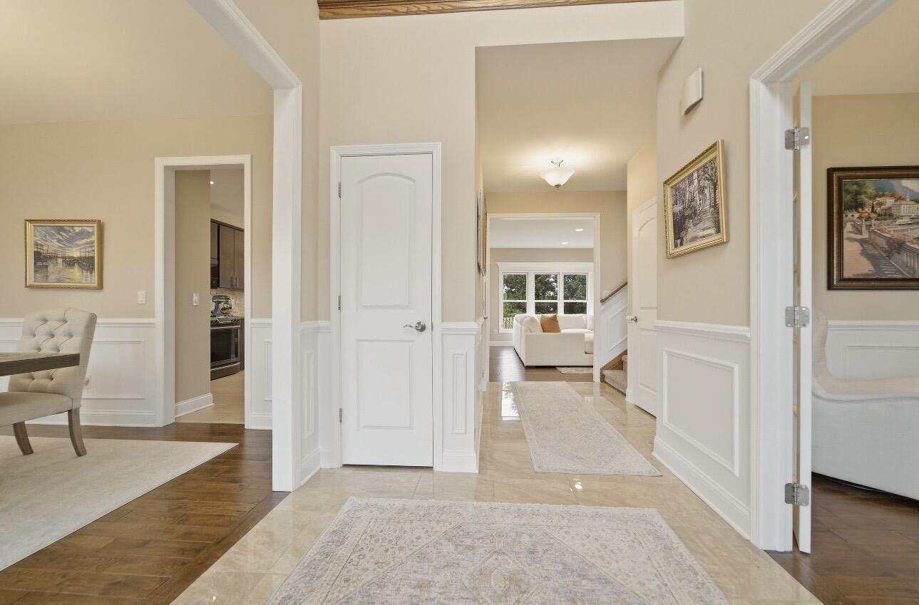 10143 California Court Crown Point, IN 46307 - Photo 19 of 39 1289x849