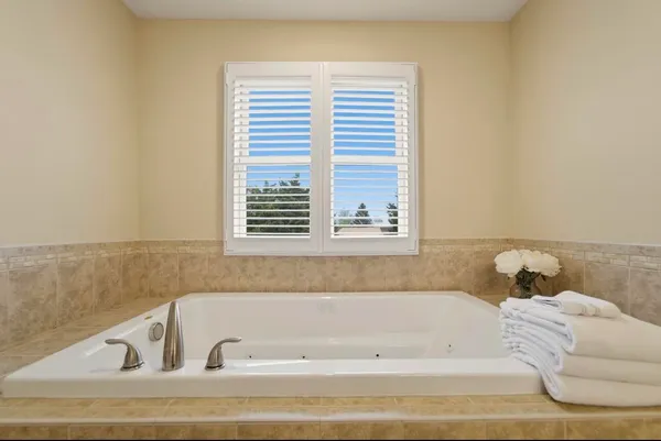 $689,900 | 10143 California Street, Crown Point, IN 46307