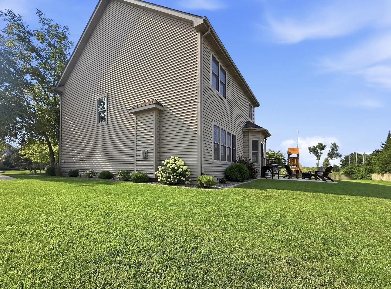 10143 California Court Crown Point, IN 46307 - Photo 37 of 39 1289x952