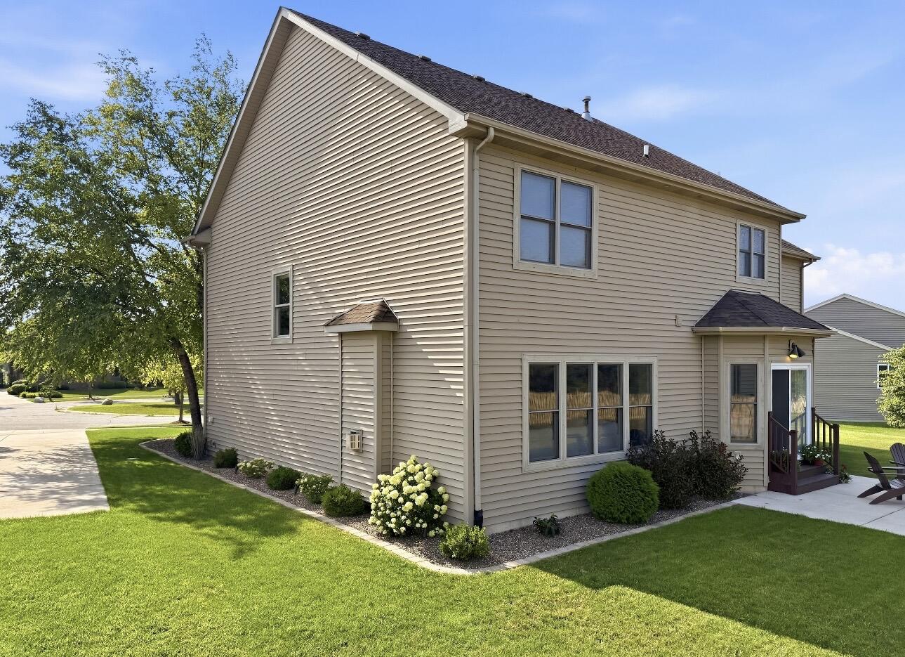 10143 California Court Crown Point, IN 46307 - Photo 5 of 39 1289x935