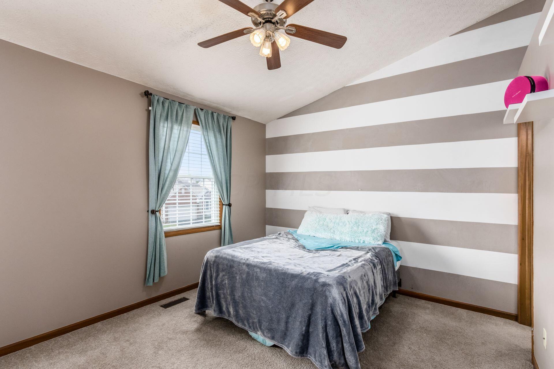 342 Holly Grove Road Lewis Center, OH 43035 - Photo 12 of 27 019__E 342 Holly Grove Rd-015