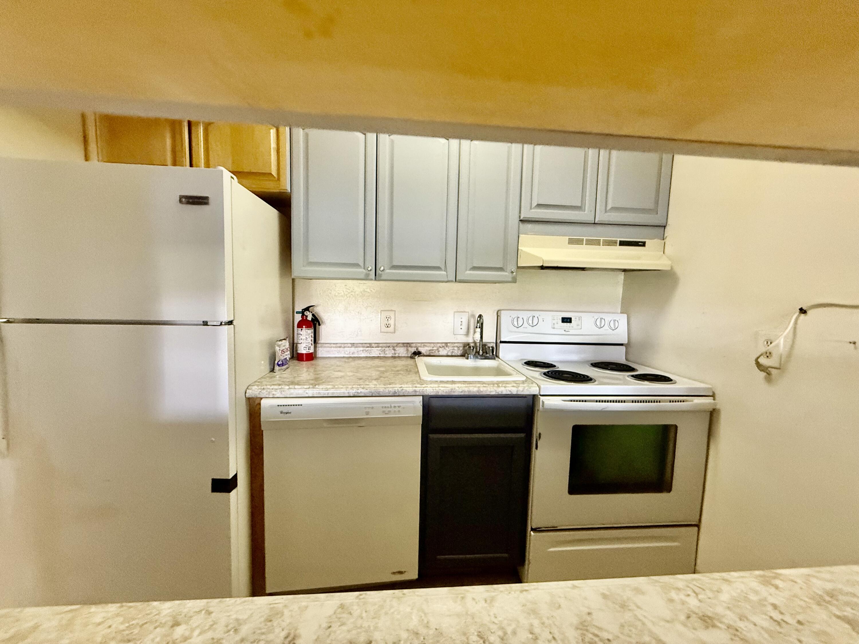 210 Pelham Road, Unit 111C Fort Walton Beach, FL 32547 - Photo 6 of 15 IMG_7886