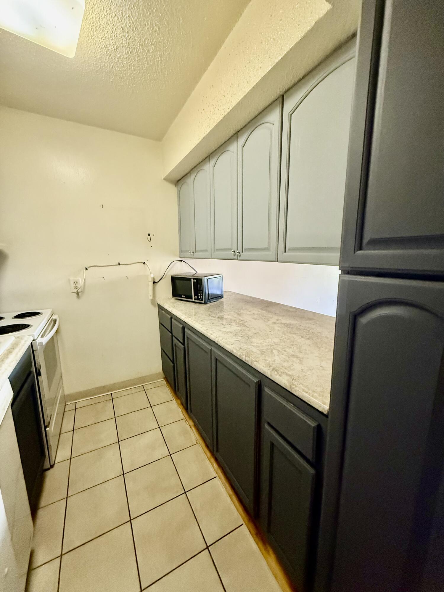 210 Pelham Road, Unit 111C Fort Walton Beach, FL 32547 - Photo 7 of 15 IMG_7885