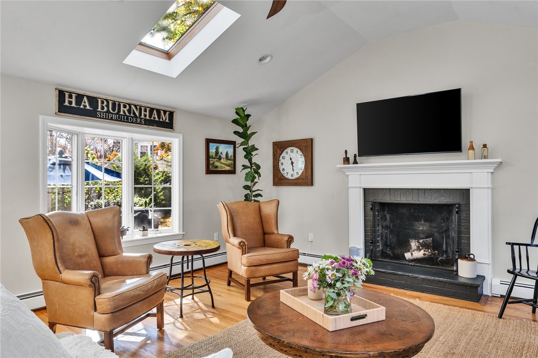 16 Highview Avenue Barrington, RI 02806 - Photo 14 of 36