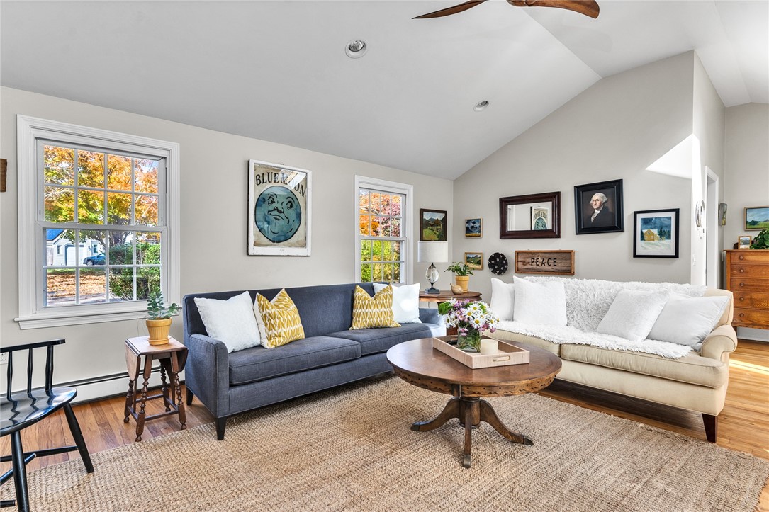 16 Highview Avenue Barrington, RI 02806 - Photo 15 of 36