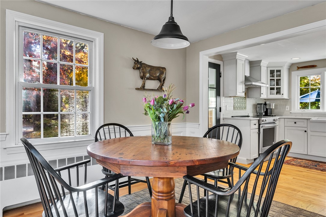 16 Highview Avenue Barrington, RI 02806 - Photo 6 of 36