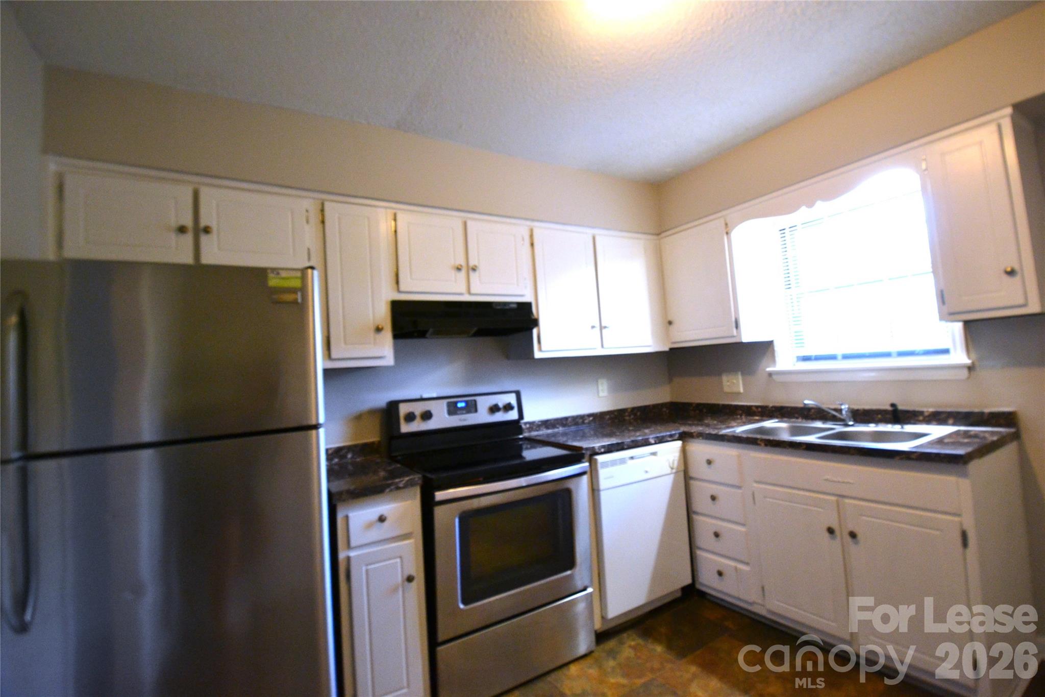 5803 Hunting Ridge Lane, Unit B Charlotte, NC 28212 - Photo 8 of 15 Gallery Image 8