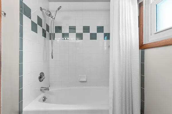 $259,900 | 735 Morning Glory Lane, De Pere, WI 54115