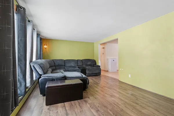 $259,900 | 735 Morning Glory Lane, De Pere, WI 54115