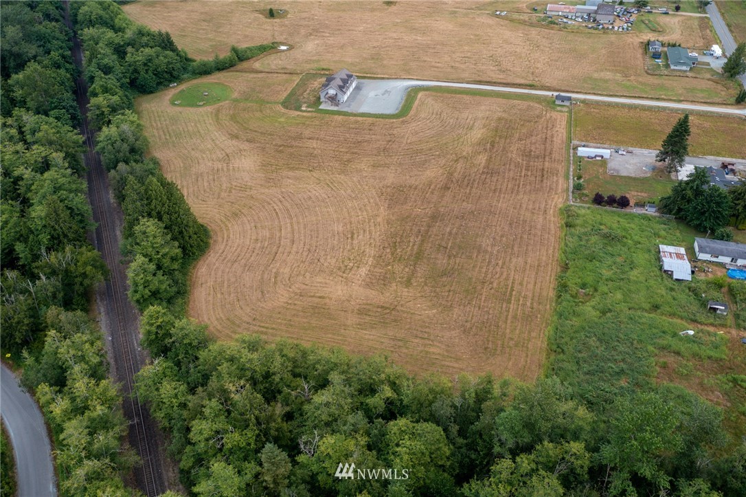 22211 Grip Road Sedro-Woolley, WA 98284 - Photo 3 of 37 Gallery Image 3