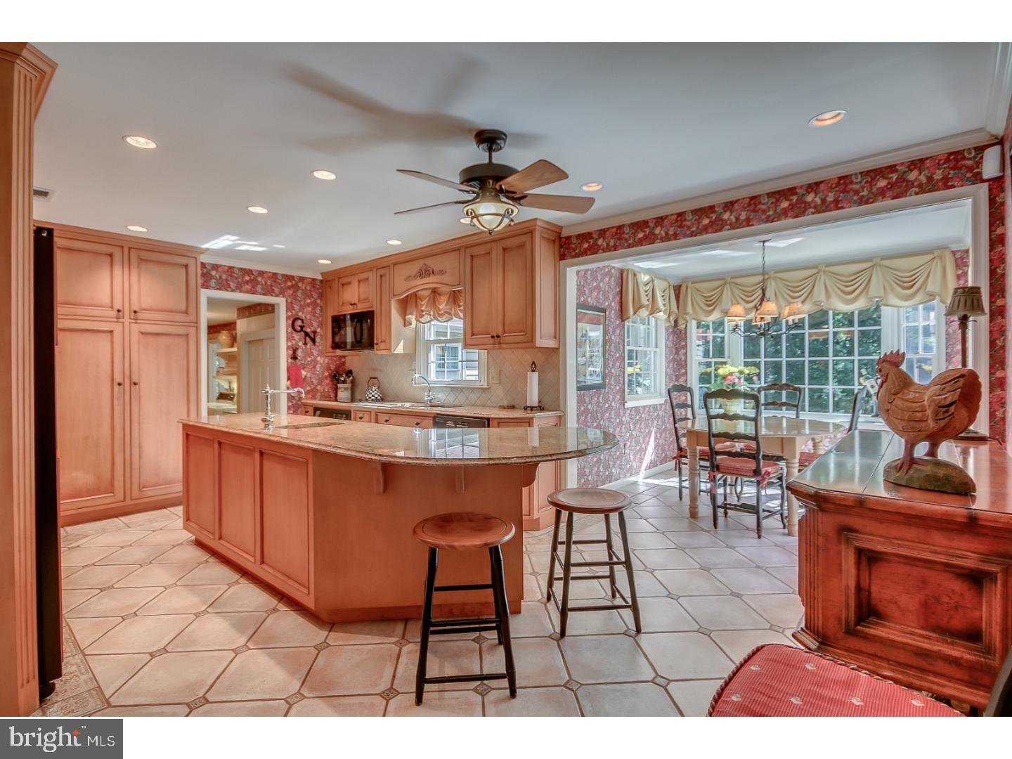 165 Short Road Doylestown, PA 18901 - Photo 11 of 25