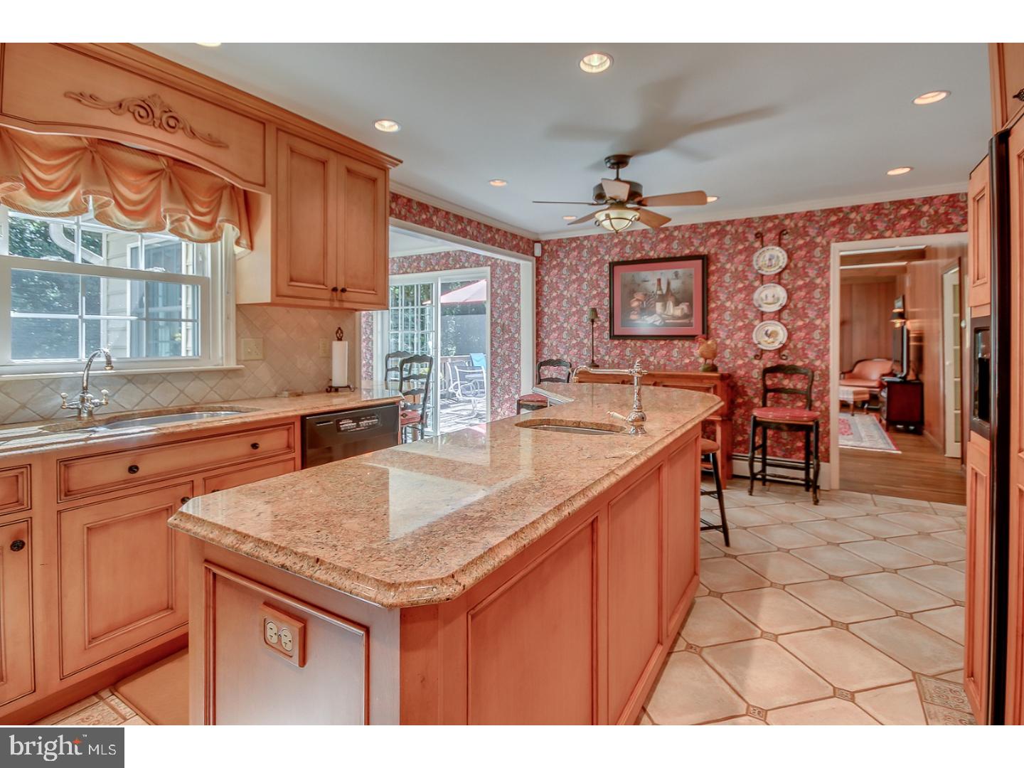 165 Short Road Doylestown, PA 18901 - Photo 13 of 25