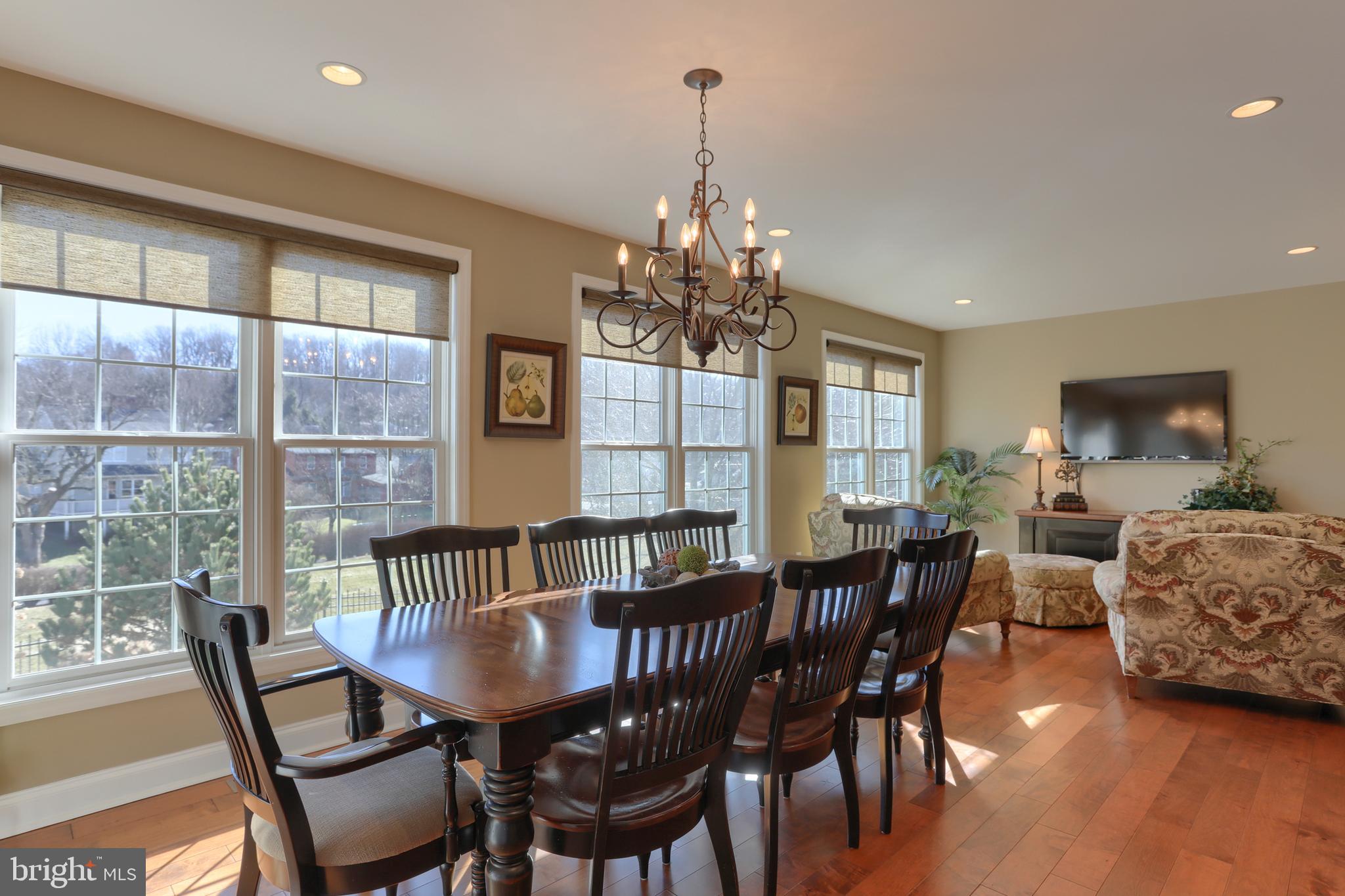 829 Olde Trail Road Hummelstown, PA 17036 - Photo 22 of 57 Large Eat-In Kitchen Area