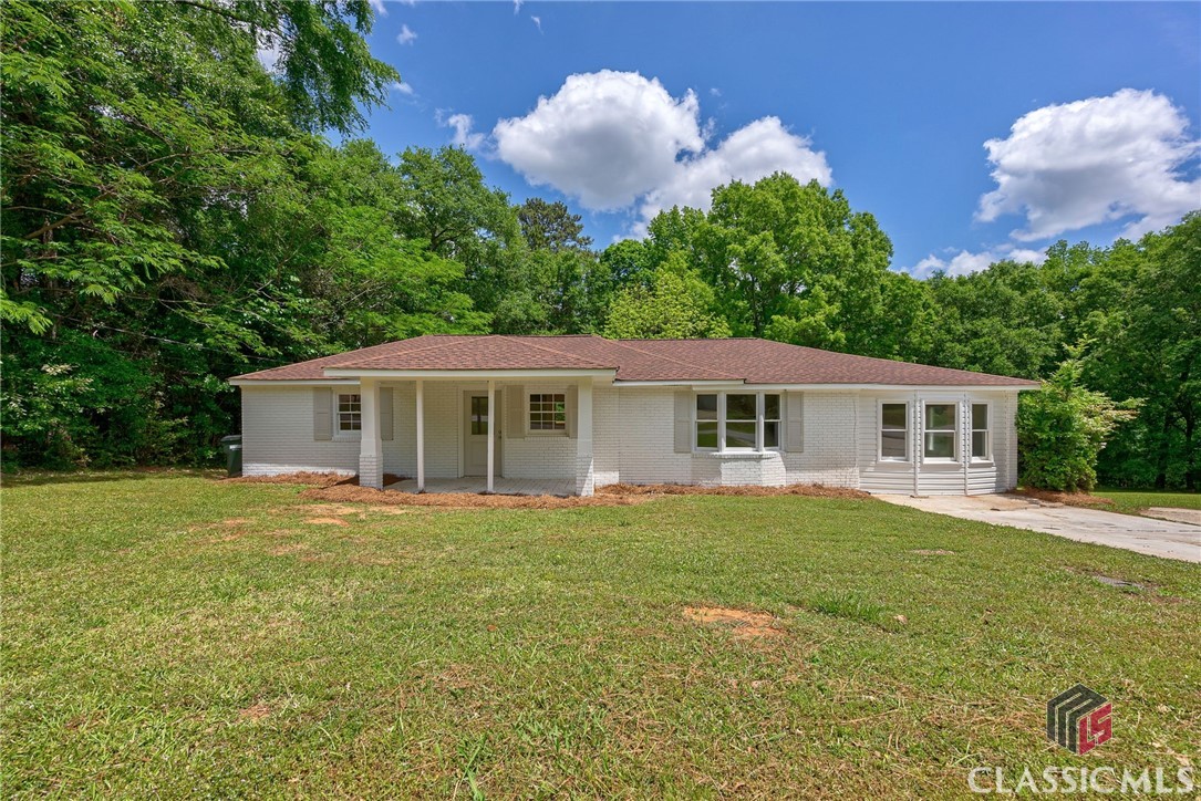1034 Wheat Street Madison, GA 30650 - Photo 1 of 73 Gallery Image 1