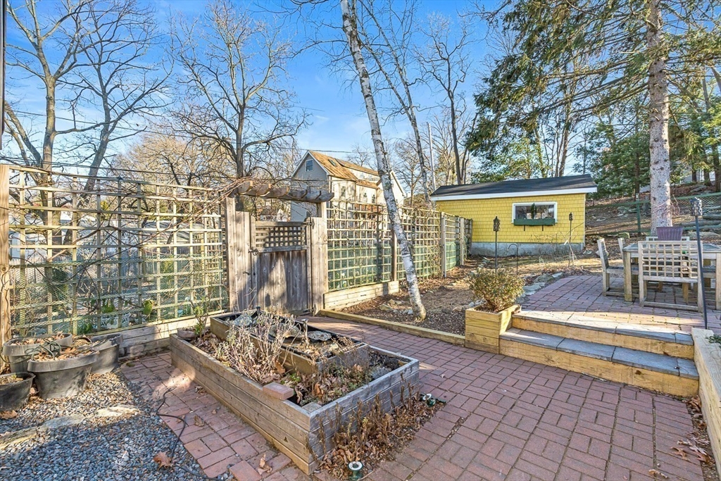 87 Great Woods Road Saugus, MA 01906 - Photo 28 of 42