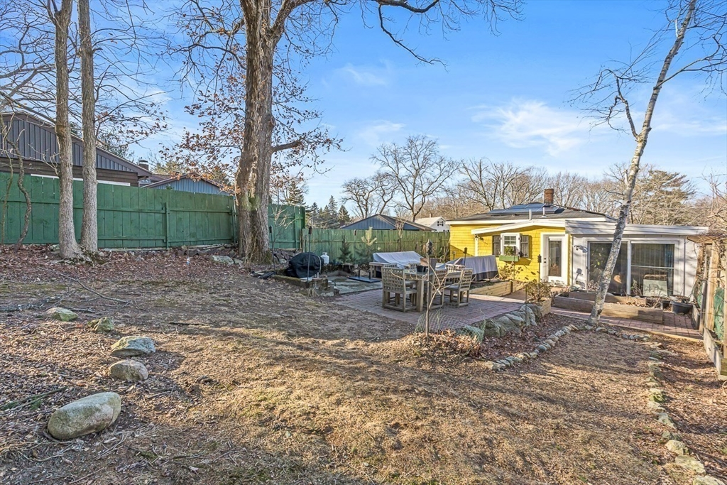 87 Great Woods Road Saugus, MA 01906 - Photo 30 of 42