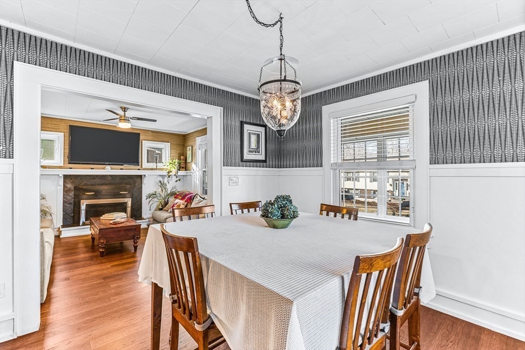 87 Great Woods Road Saugus, MA 01906 - Photo 8 of 42