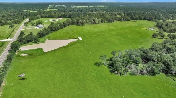 $5,000,000 | 15184 Fm 2620, Bedias, TX 77831