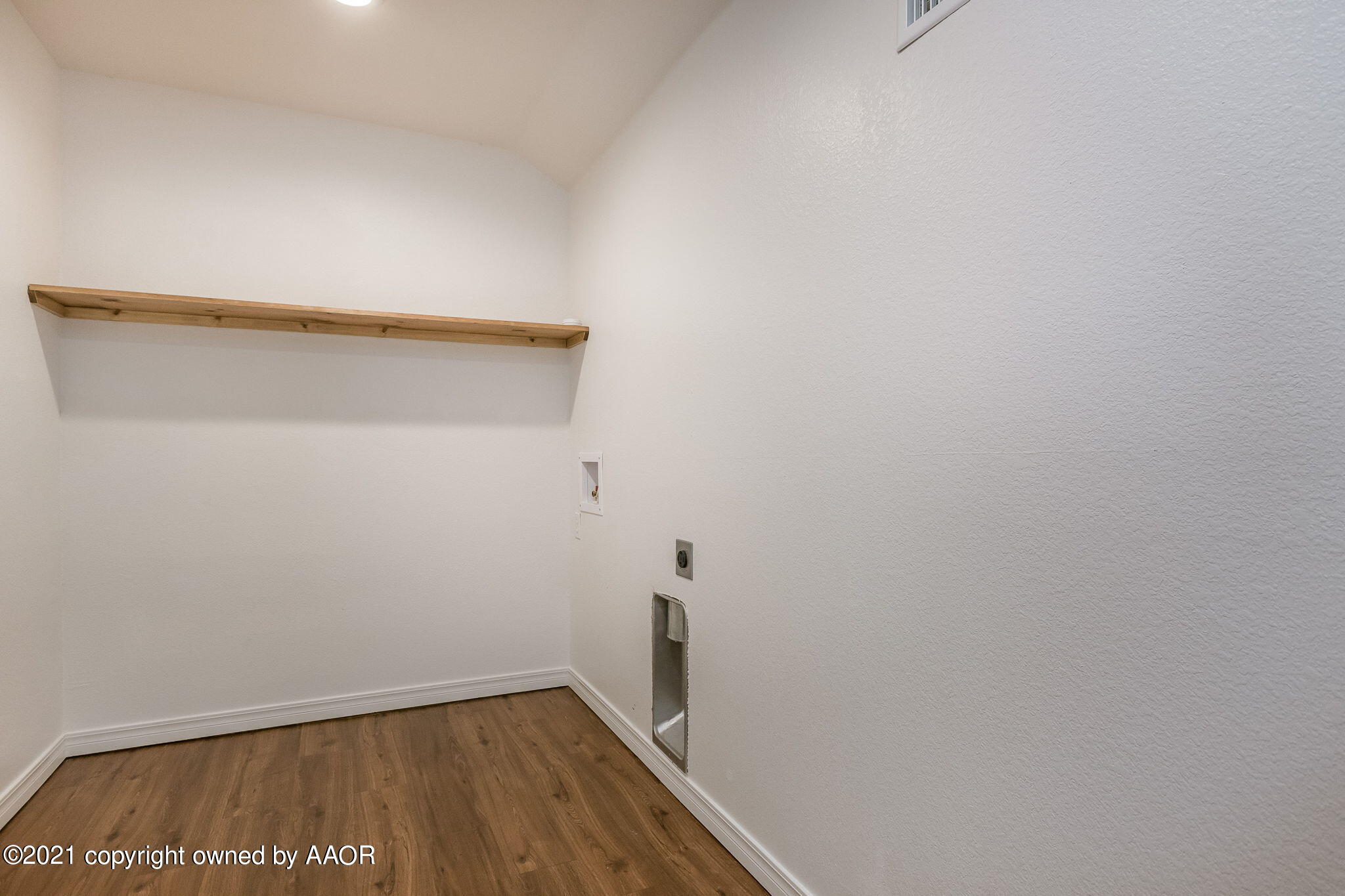 17500 Spring Lake Drive Canyon, TX 79015 - Photo 33 of 49 a view of room with window