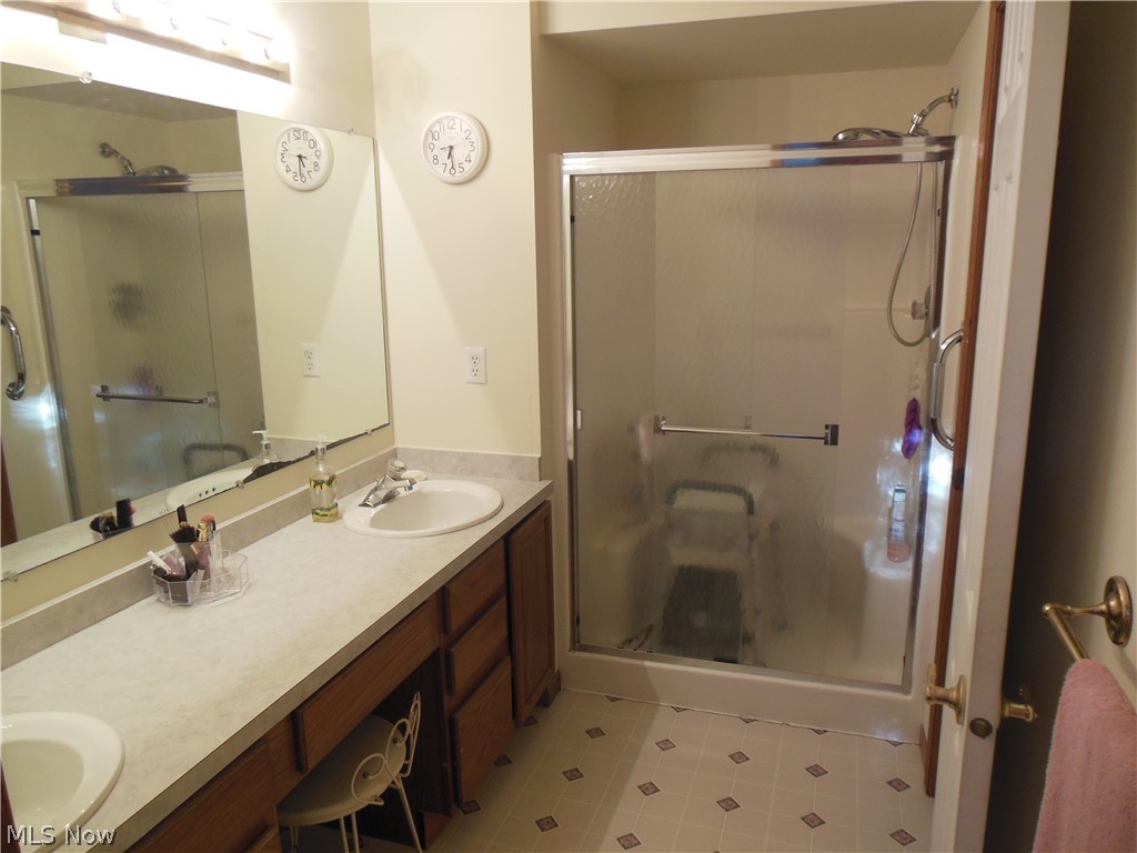 2629 Haines Road Madison, OH 44057 - Photo 10 of 23 Master Bath