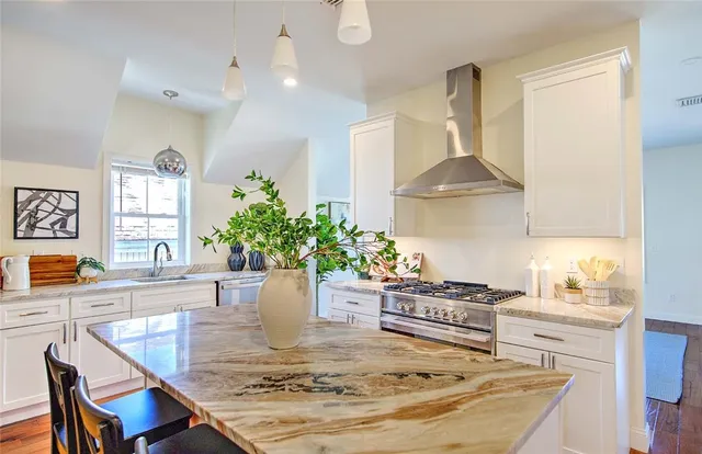 $849,000 | 169 Transit Street, Unit 2, Providence, RI 02906