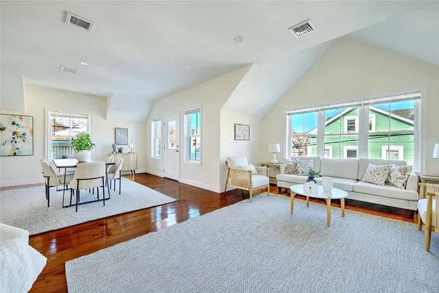 $849,000 | 169 Transit Street, Unit 2, Providence, RI 02906