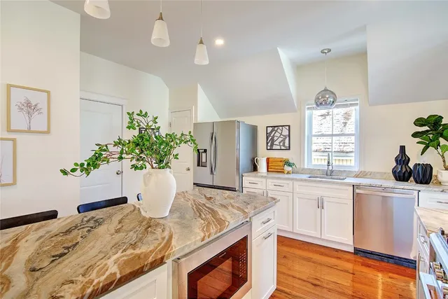 $849,000 | 169 Transit Street, Unit 2, Providence, RI 02906