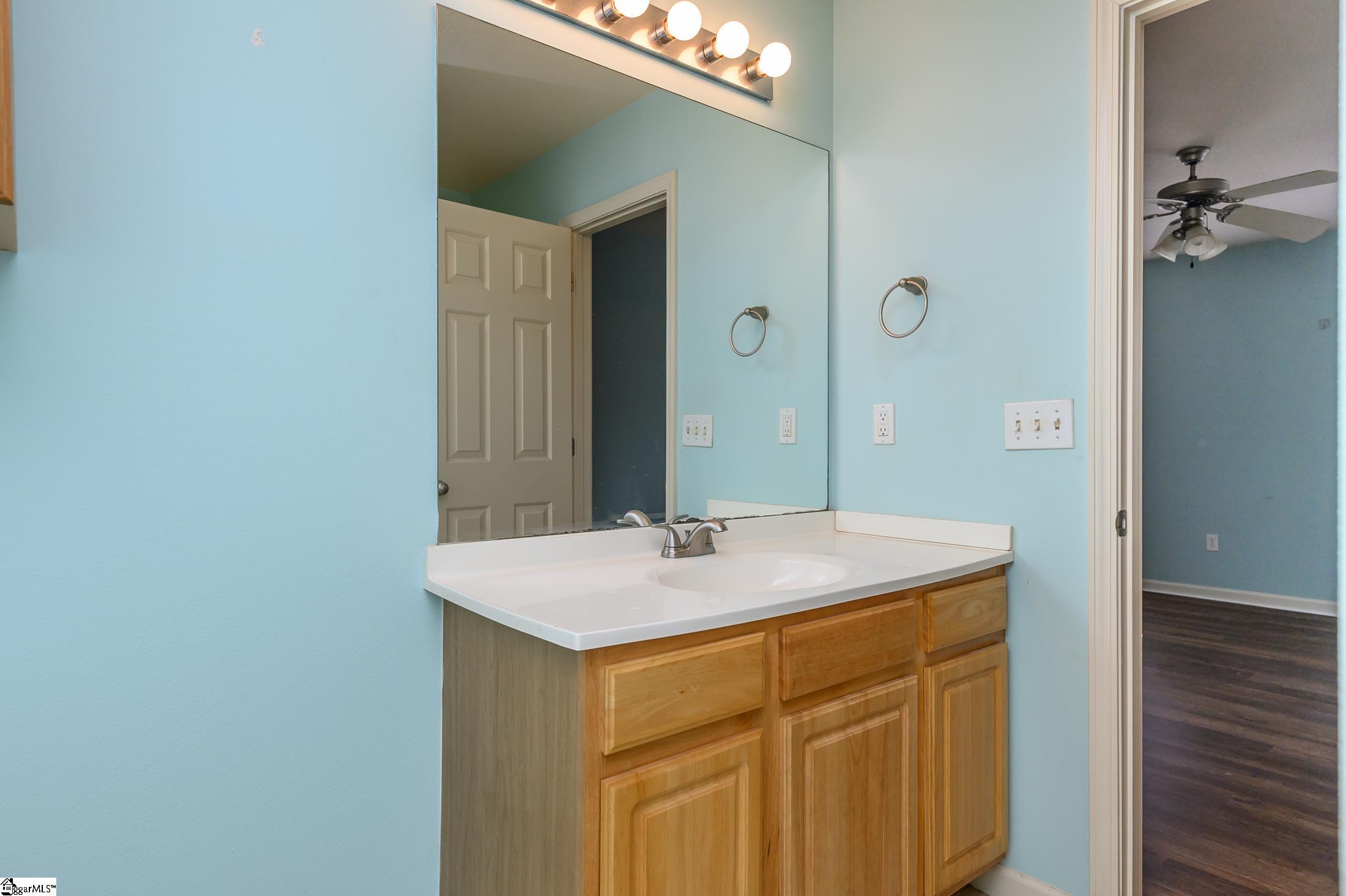 119 Sprouse Lane Fountain Inn, SC 29644 - Photo 16 of 34 Gallery Image 16