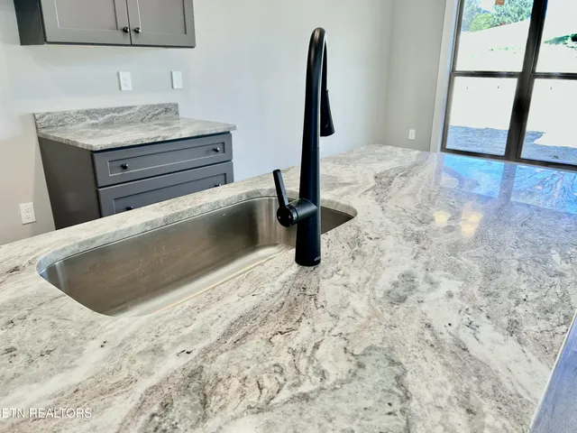 $470,000 | 5035 Cheyenne Drive, Crossville, TN 38572