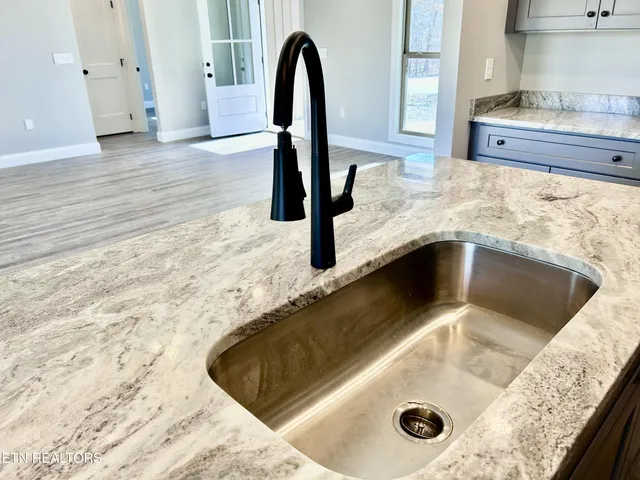 $470,000 | 5035 Cheyenne Drive, Crossville, TN 38572