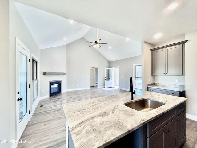 $470,000 | 5035 Cheyenne Drive, Crossville, TN 38572